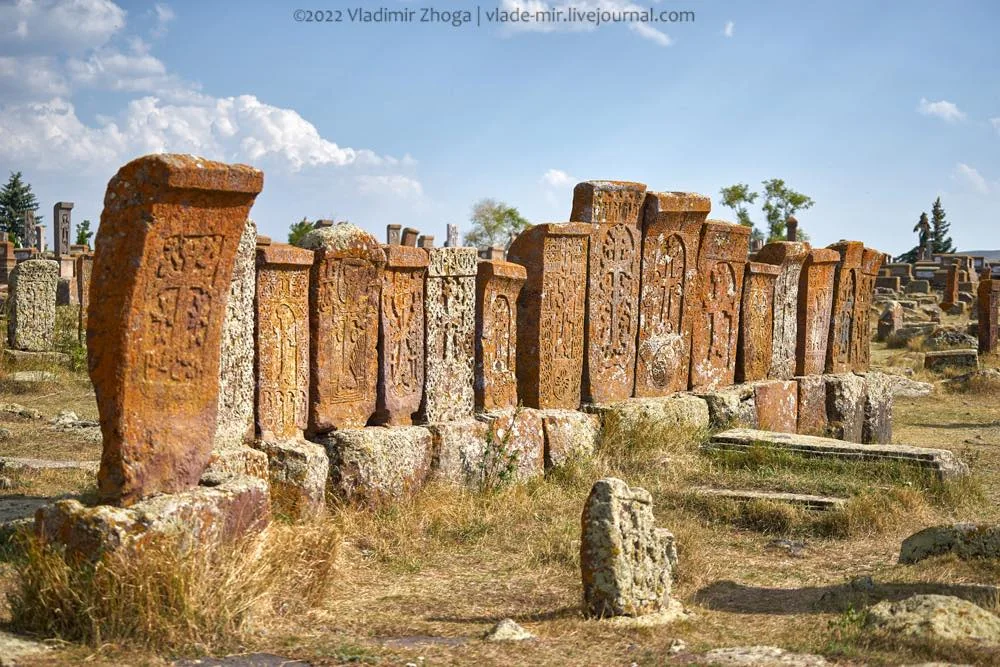 Նորատուսի խաչքարերը
