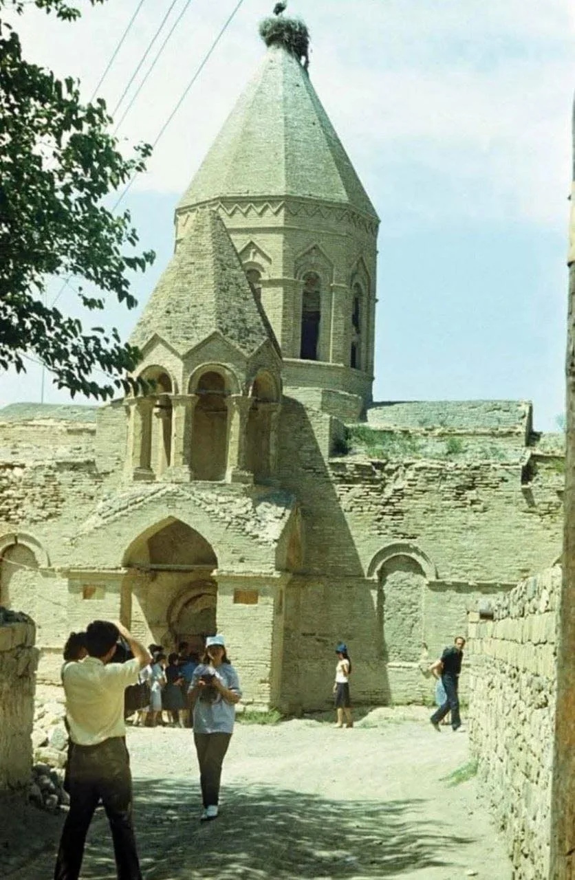 Ավերված հայկական վանք Նախիջևանում