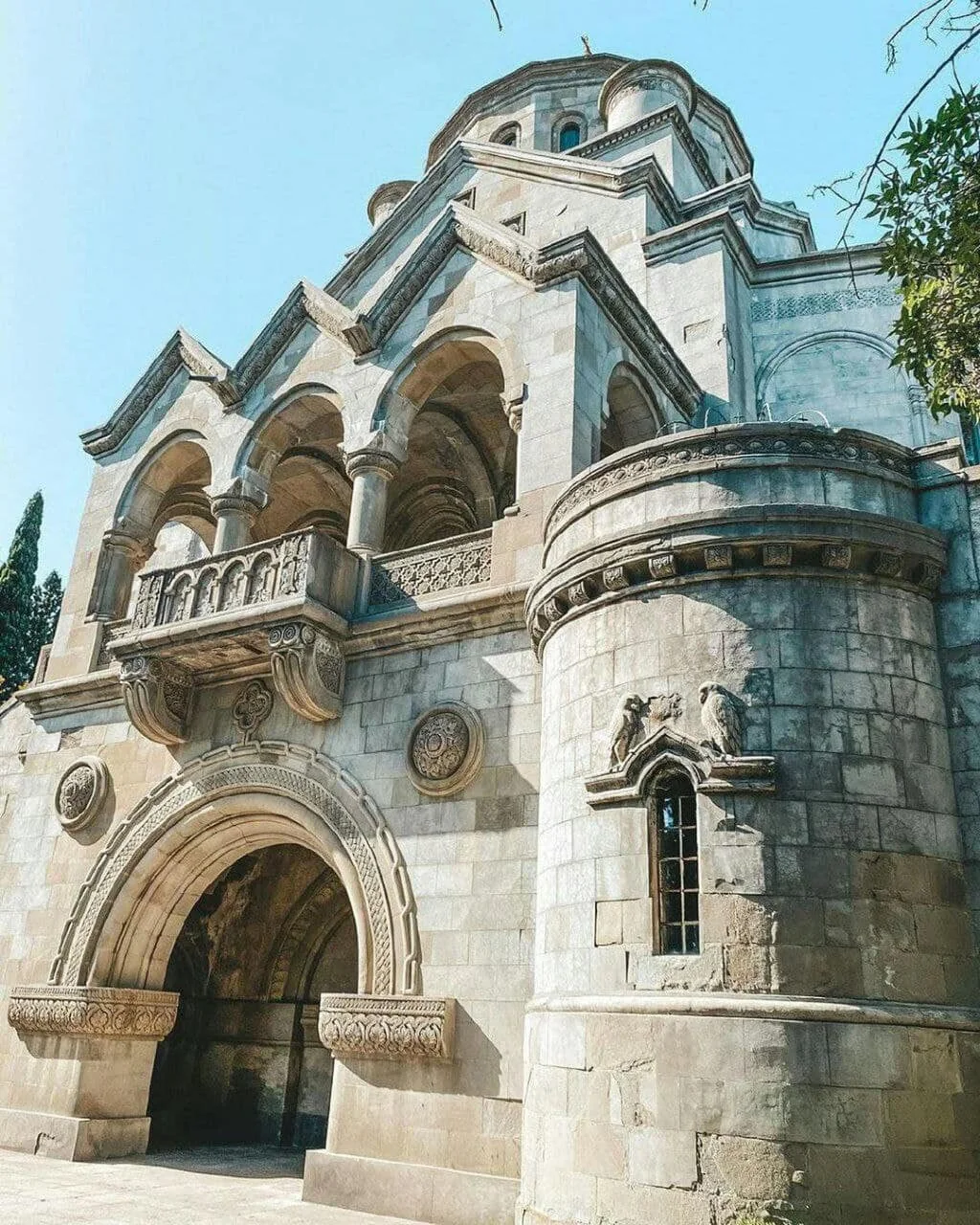 Церковь Святой Рипсиме в Ялте · 2