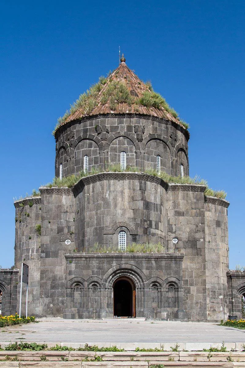 Սուրբ Առաքելոց եկեղեցին Կարսում