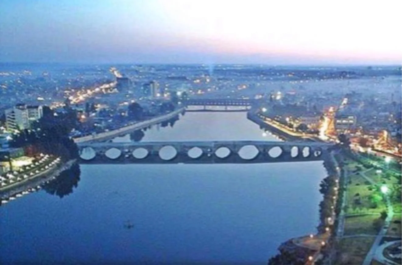 Vue d’Adana · 2