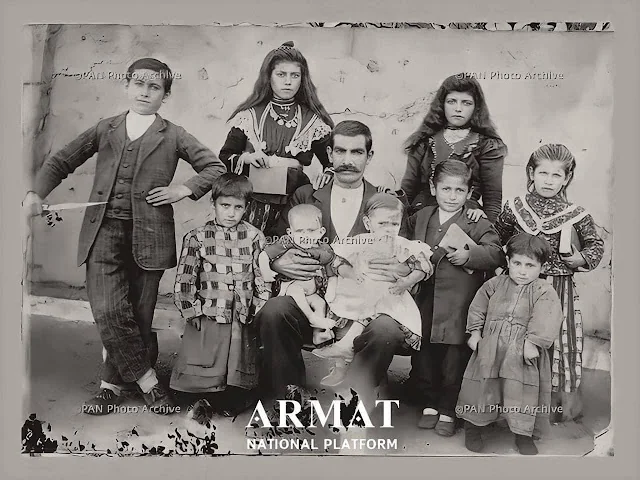 Սողոմոն Թեհլիրյանը ընտանիքի հետ, Երզնկա, 1908