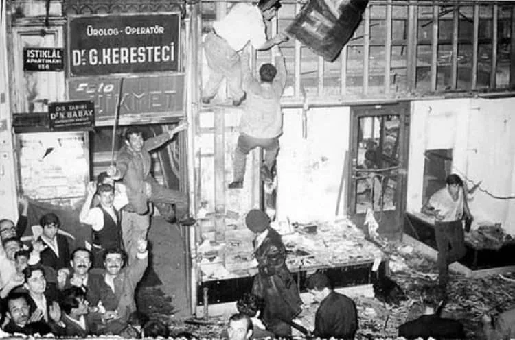 Les conséquences du pogrom de septembre 1955 · 2