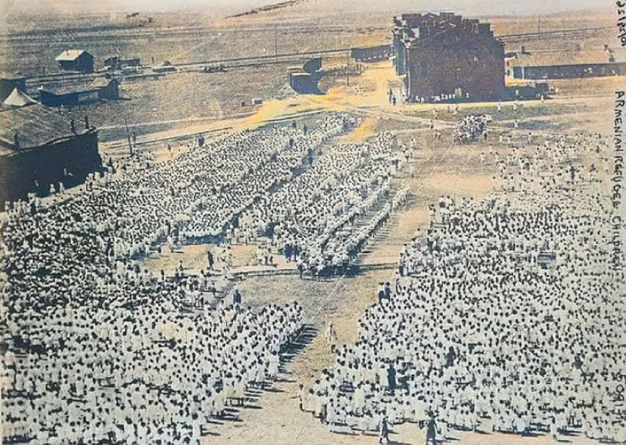 Дети сиротского приюта в Александрополе, 1920 · 3