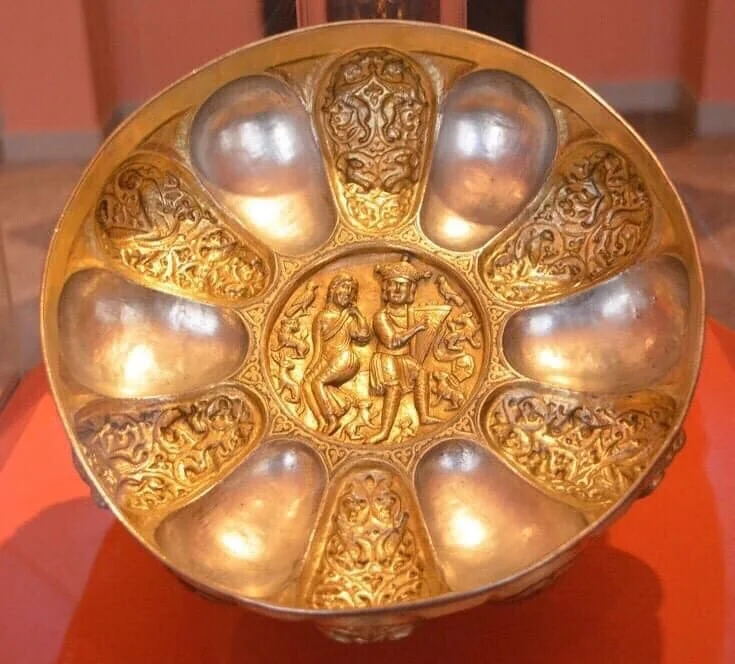 Վիլգորյան արծաթյա թասը · 2