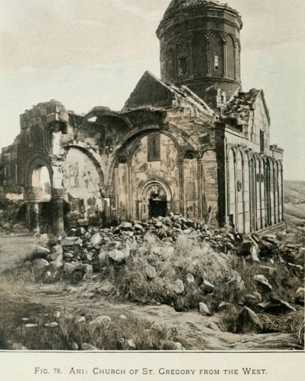 Անիի մայր տաճարը հարավ-արևելքից · 4