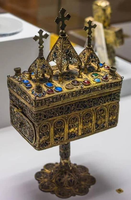 Սրբազան մասնատուփ, 19-րդ դար