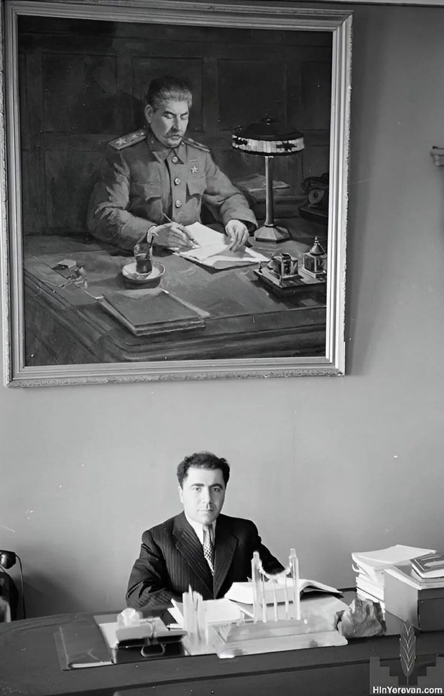 Վիկտոր Համբարձումյանը, 1952 թ.
