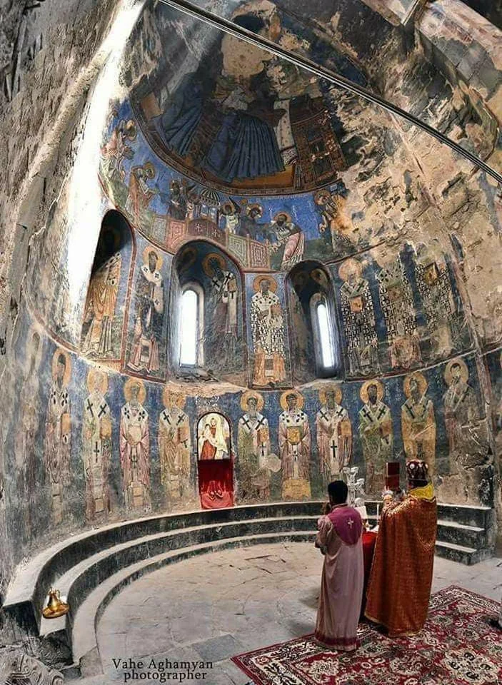 Ախթալայի վանքի եկեղեցու որմնանկարները