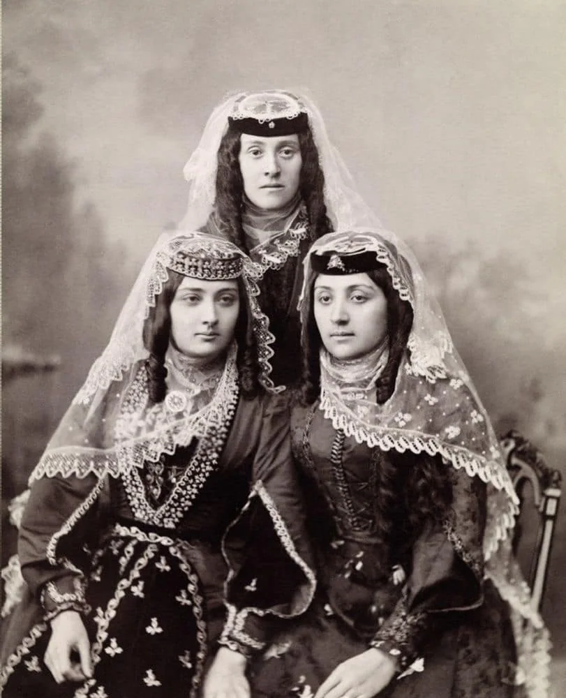 Թիֆլիսցի հայուհիներ, 1880