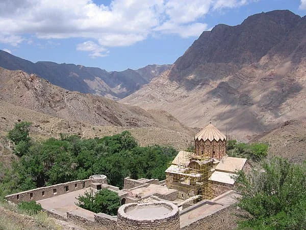 Սուրբ Ստեփանոս վանք (Դարաշամբ)